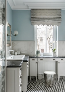 Фото интерьера санузла квартиры в стиле неоклассика