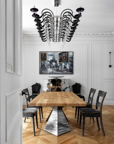 Фото интерьера столовой дома в стиле неоклассика