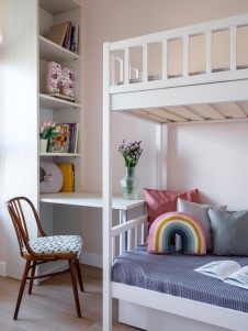 Фото интерьера детской квартиры в стиле минимализм