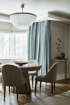 Фото интерьера столовой квартиры в американском стиле