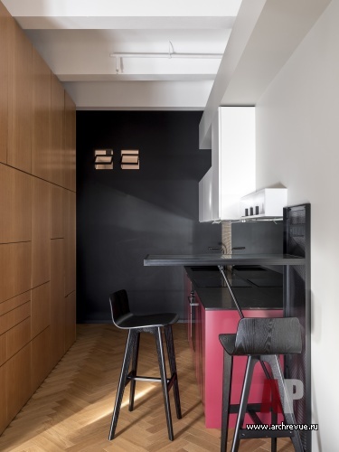 Фото интерьера кухни небольшой квартиры в стили минимализм