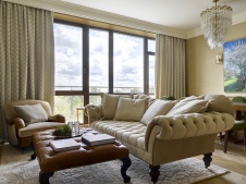 Фото интерьера гостиной квартиры в стиле неоклассика