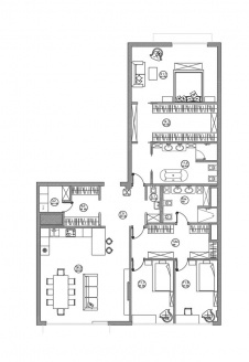 Планировка семейной квартиры с тремя спальнями, тремя санузлами и несколькими гардеробными.