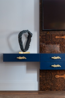 Фото интерьера спальни дома в нормандском стиле