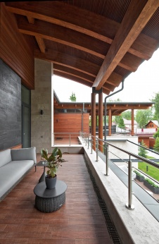 Фото фасада дома в эко-стиле