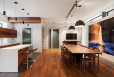 Фото интерьера столовой дома в эко-стиле