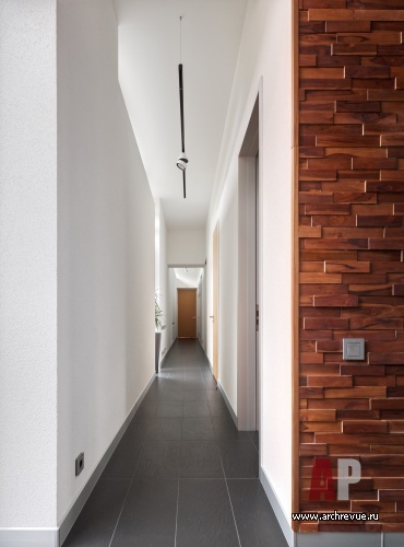 Фото интерьера коридора дома в эко-стиле