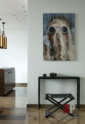 Интерьер 2-х комнатной квартиры в стиле минимализм с современным искусством