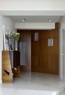 Фото интерьера входной зоны пентхауса в стиле фьюжн