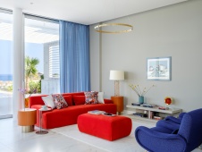 Фото интерьера гостиной дома в стиле фьюжн