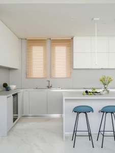 Фото интерьера кухни дома в стиле фьюжн