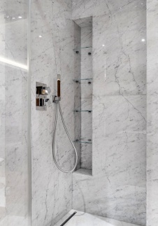 Фото интерьера санузла пентхауса в стиле лофт