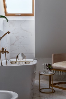 Фото интерьера ванной квартиры в стиле ар-деко