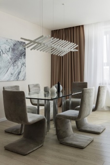 Фото интерьера столовой пентхауса в стиле минимализм