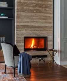 Фото интерьера каминной квартиры в американском стиле