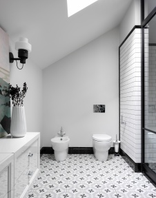 Фото интерьера санузла дома в стиле фьюжн