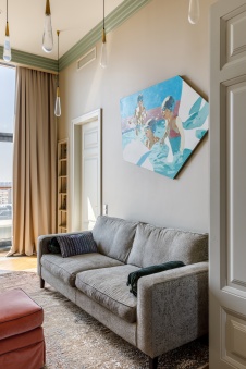 Фото интерьера игровой пентхауса в стиле неоклассика