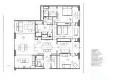 Планировка пентхауса с анфиладными помещениями и эффектными видовыми перспективами.