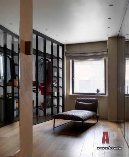 Фото интерьера гардеробной квартиры в стиле минимализм