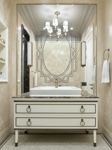 Фото интерьера санузла квартиры в стиле неоклассика