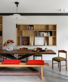 Фото интерьера столовой дома в стиле фьюжн