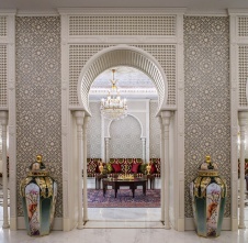 Фото интерьера кальянной дома в дворцовом стиле