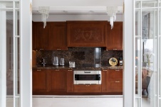 Фото интерьера кухни квартиры в американском стиле