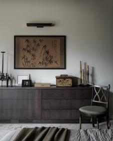 Фото интерьера спальни дома в стиле неоклассика