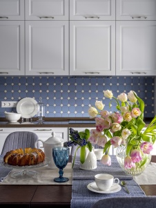 Фото интерьера кухни квартиры в стиле современная классика