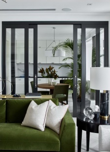 Фото интерьера гостиной квартиры в американском стиле