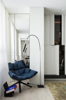 Фото интерьера гостиной квартиры в стиле минимализм