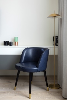 Фото интерьера спальни квартиры в стиле минимализм