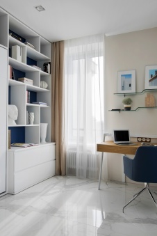 Фото интерьера кабинета квартиры в стиле минимализм