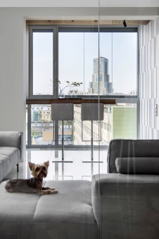 Фото интерьера гостиной квартиры в стиле минимализм