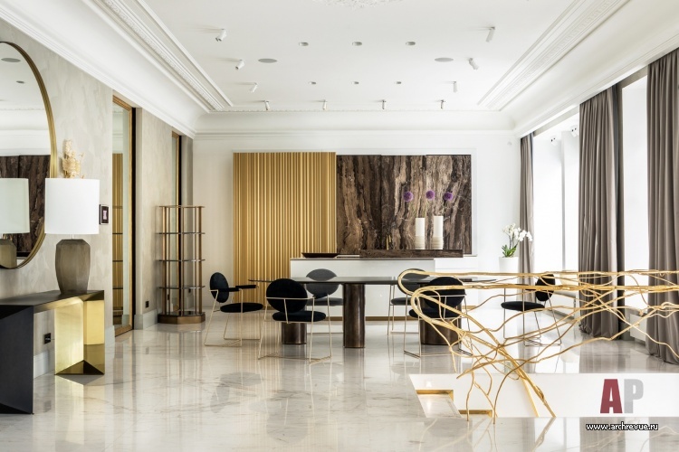 Фото интерьера лестницы квартиры в стиле ар-деко Фото интерьера входной зоны квартиры в стиле ар-деко