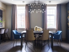 Фото интерьера столовой дома в стиле фьюжн