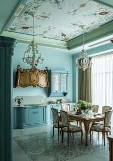 Фото интерьера кухни квартиры в классическом стиле
