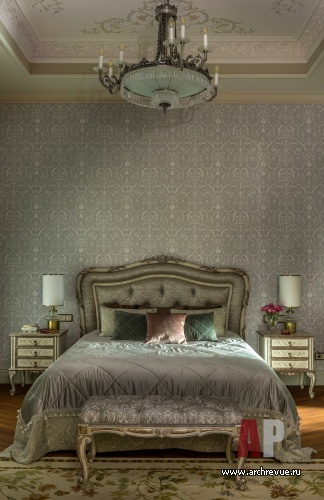 Фото интерьера спальни квартиры в классическом стиле