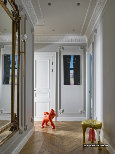 Фото интерьера входной зоны квартиры в стиле китч