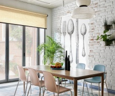 Фото интерьера столовой таунхауса в скандинавском стиле