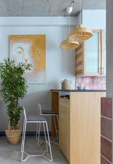 Фото интерьера кухни таунхауса в скандинавском стиле