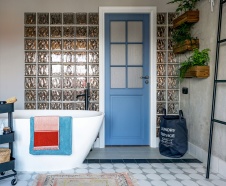 Фото интерьера ванной комнаты таунхауса в скандинавском стиле