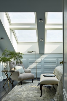 Фото интерьера спальни квартиры в стиле неоклассика