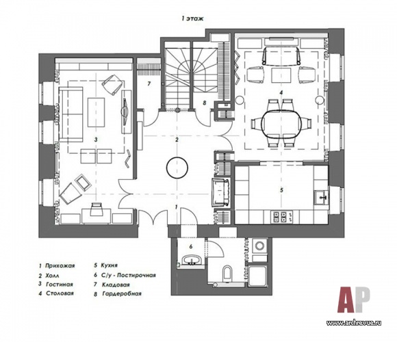 План 1 этажа 2-х этажной квартиры в дореволюционном доме.