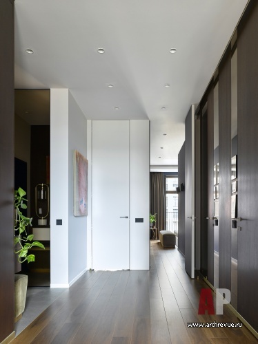 Фото интерьера коридора квартиры в стиле фьюжн