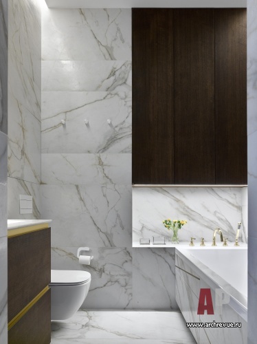 Фото интерьера ванной комнаты квартиры в стиле фьюжн