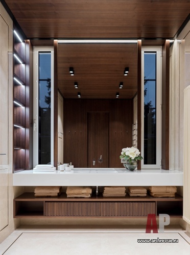 Фото интерьера санузла гостевого дома в стиле современная классика