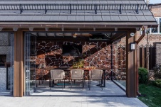 Фото беседки дома в современном стиле