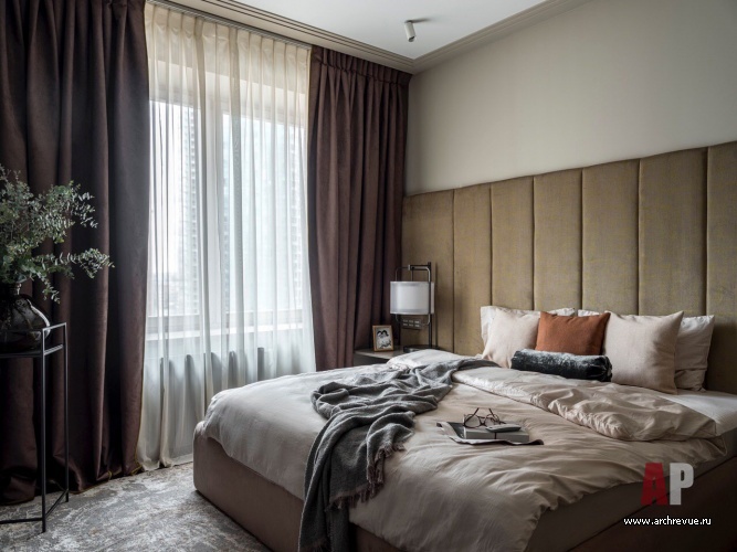 Фото интерьера спальни квартиры в современном стиле