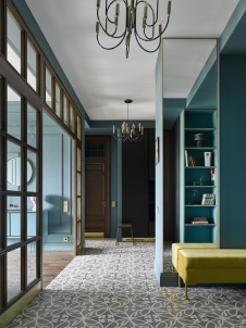 Фото интерьера входной зоны квартиры в стиле фьюжн